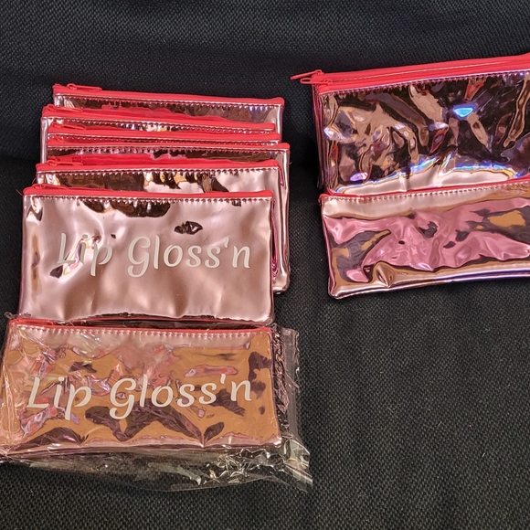 Metallic Makeup Purses - Picture 5 of 8